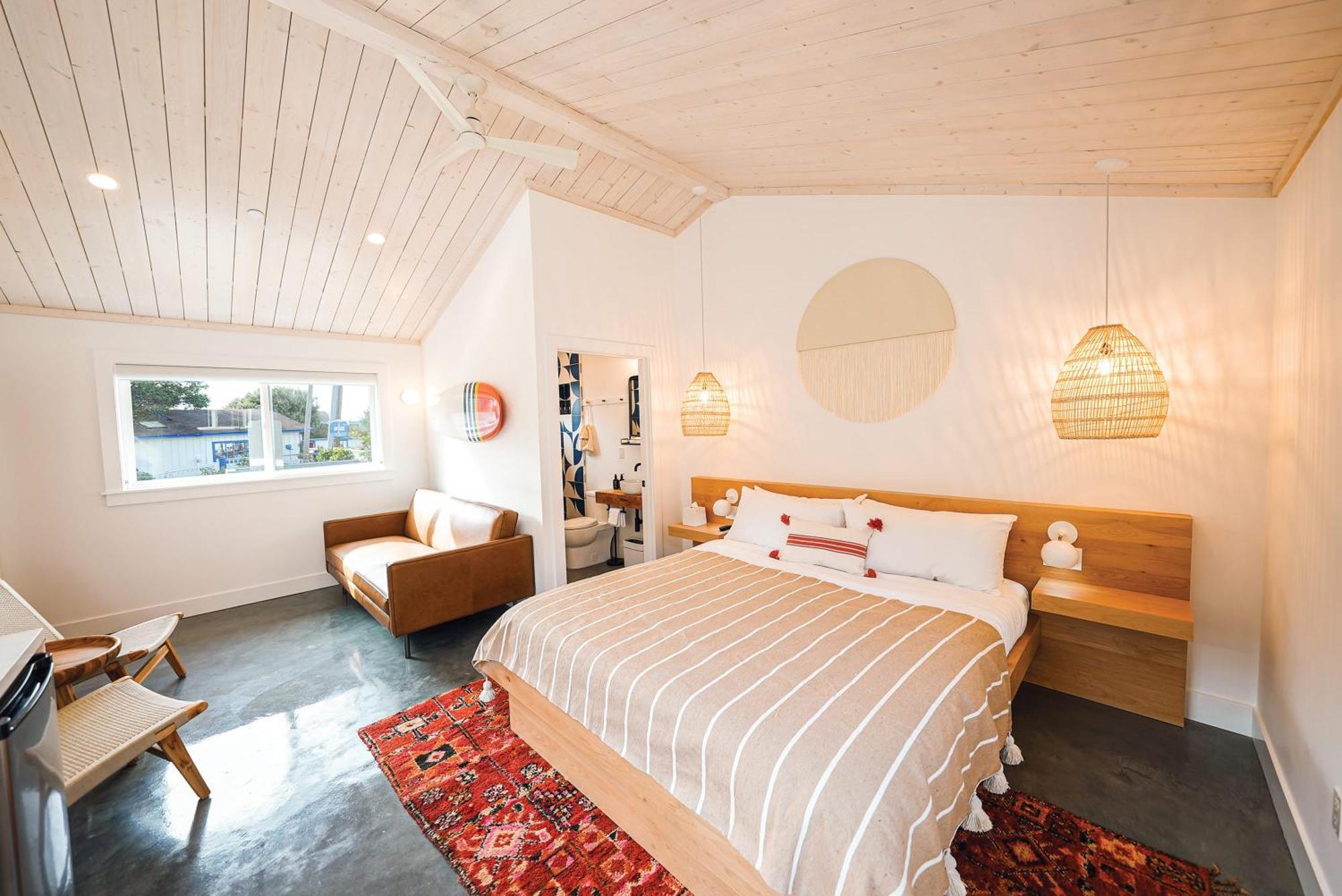 Fish Board Studio Includes King Bed With Kitchenette And Futon Стинсън Бийч Екстериор снимка